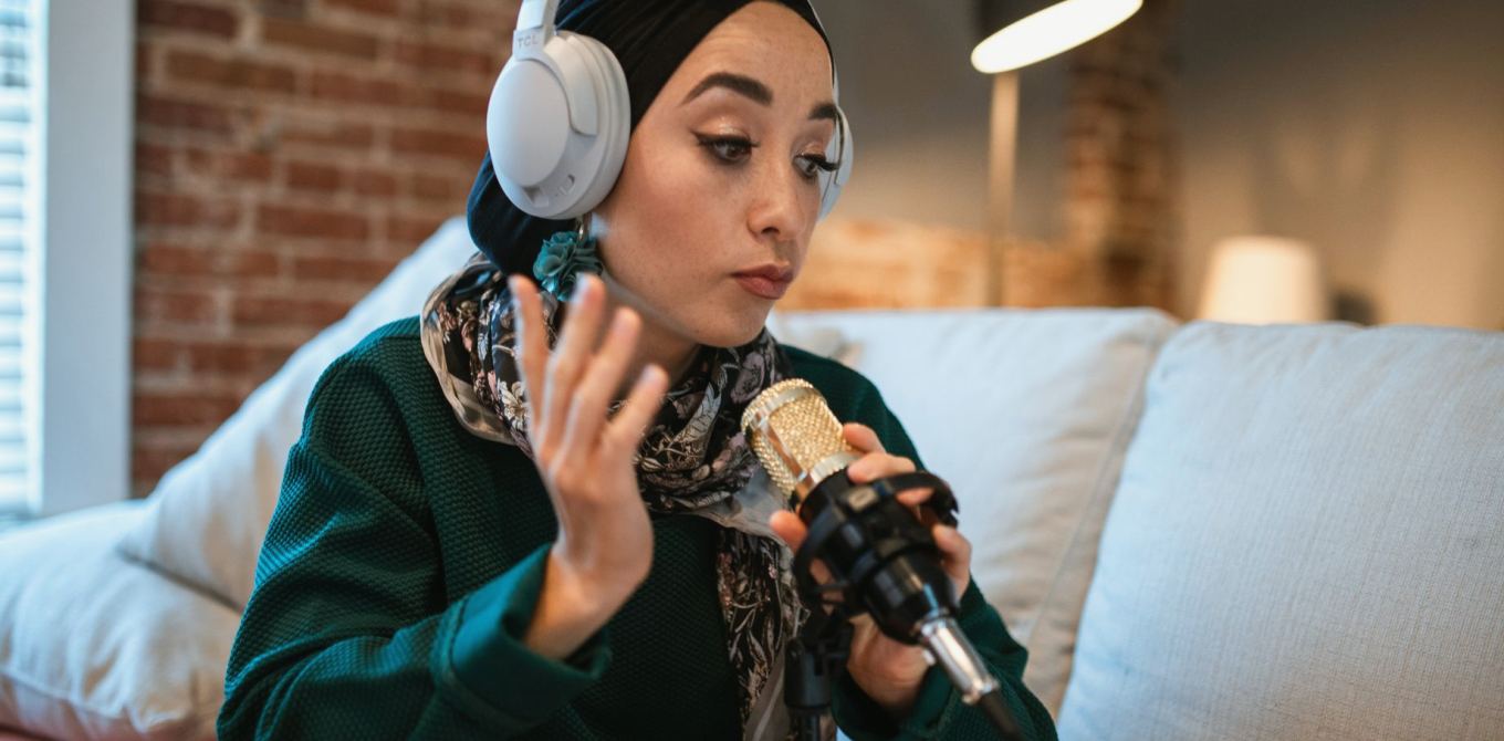 Slik forbereder du deg som programleder før en panelsending